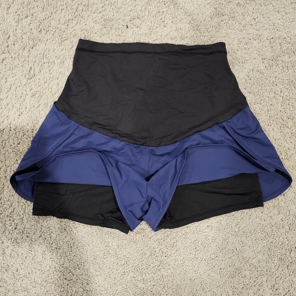 Amazon Size M Maternity Running Shorts - Picture 2 of 4